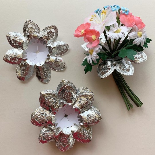 Petite Paper Lace Flower Bouquet Holders in Silver ~ Set of 25 ~ 3-1/8" across